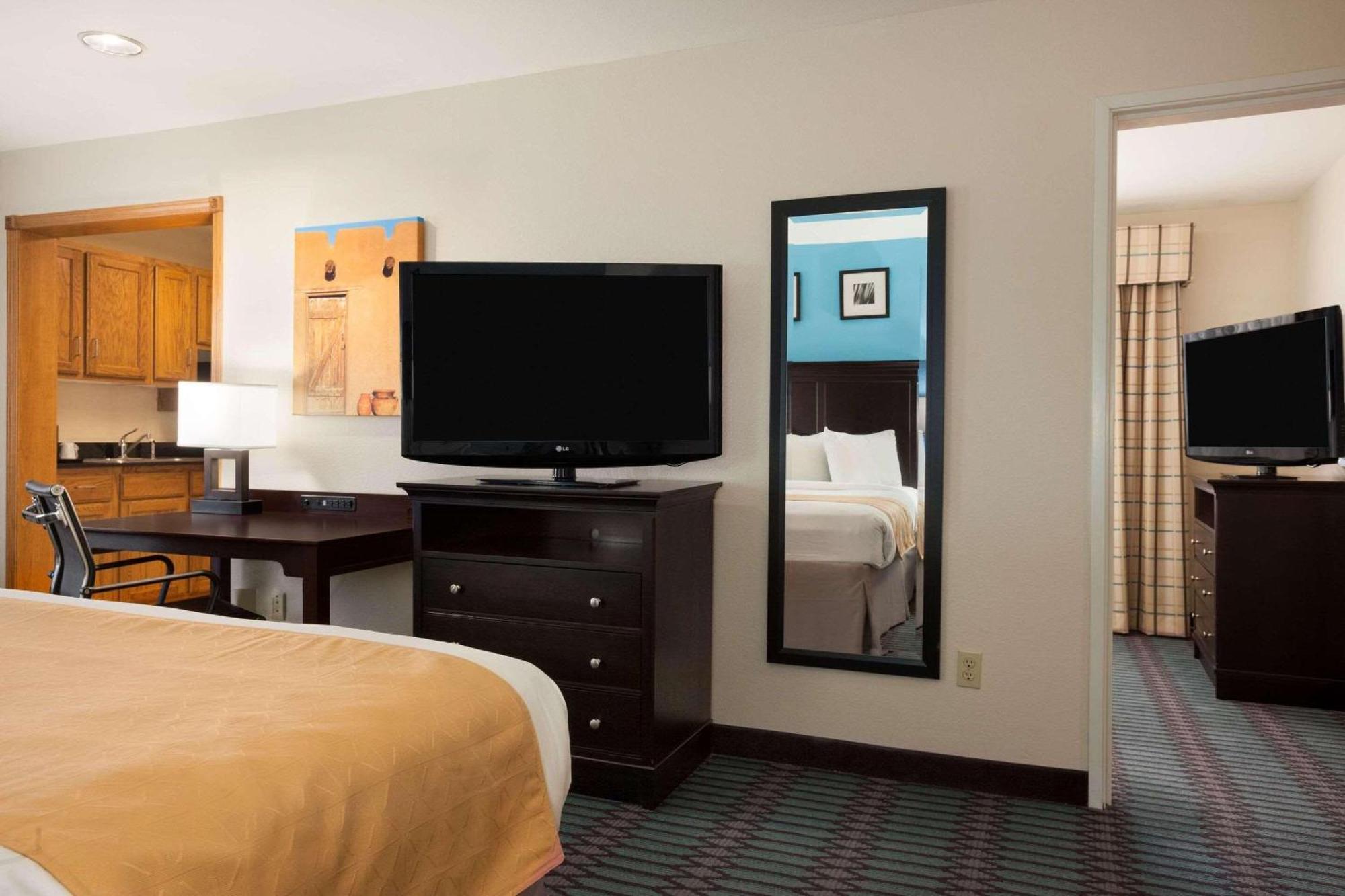 Country Inn & Suites By Radisson, Lubbock, Tx Buitenkant foto