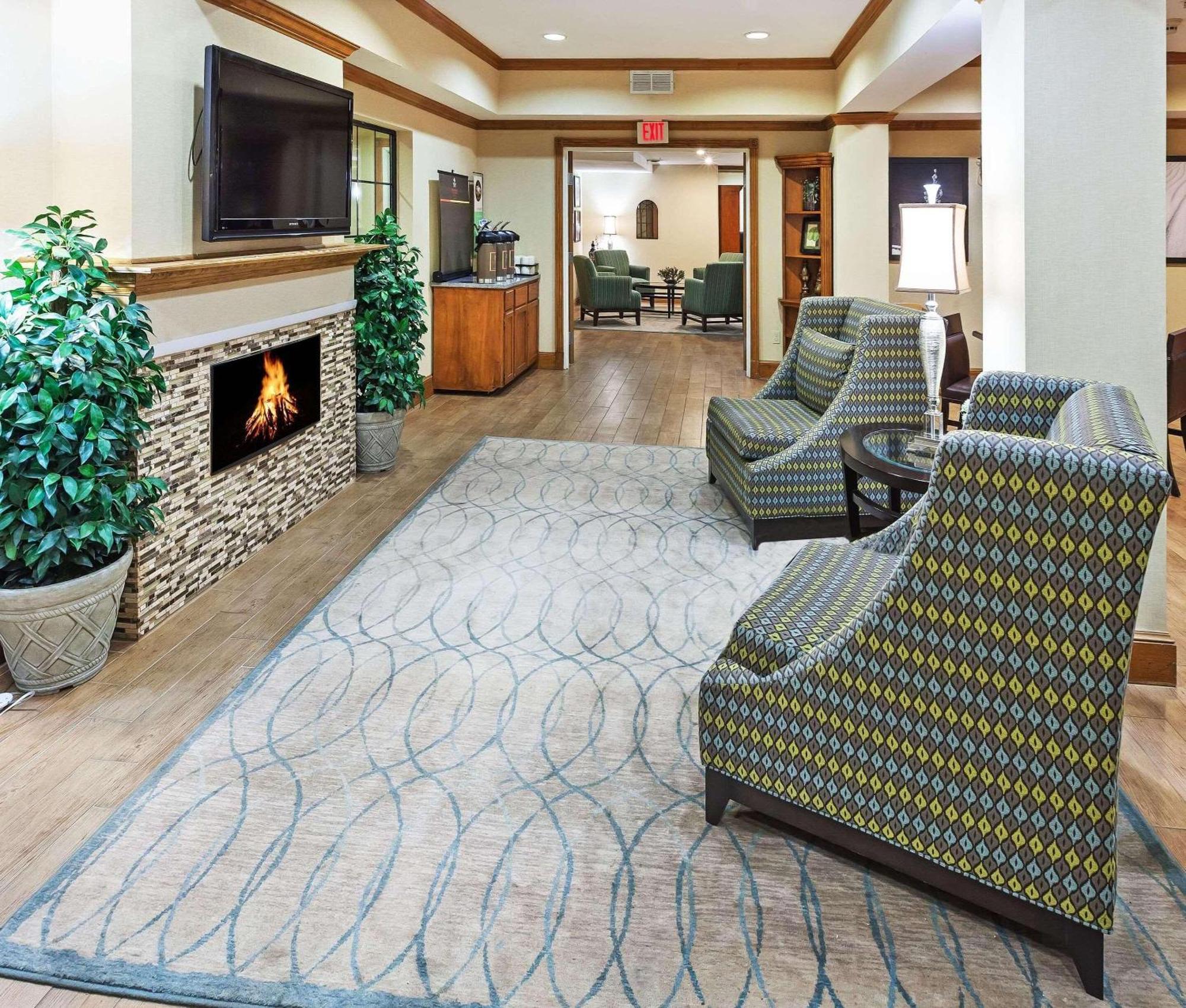 Country Inn & Suites By Radisson, Lubbock, Tx Buitenkant foto