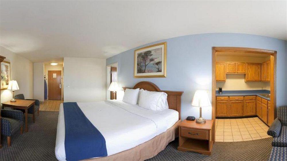Country Inn & Suites By Radisson, Lubbock, Tx Buitenkant foto