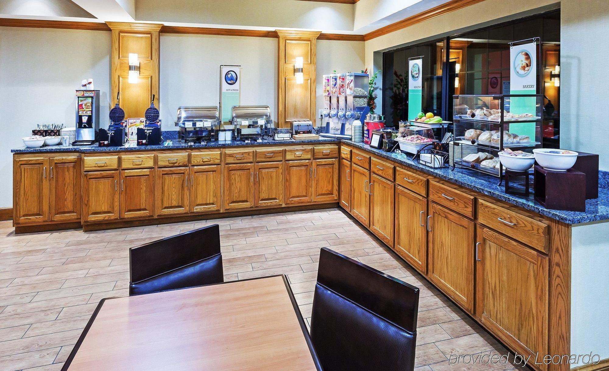 Country Inn & Suites By Radisson, Lubbock, Tx Buitenkant foto